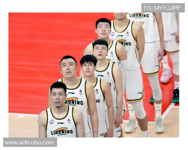 辽宁男篮圆梦！2024年CBA总决赛夺冠，全队欢腾庆祝！